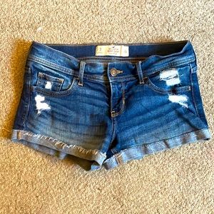 Hollister Short-Short Low Rise